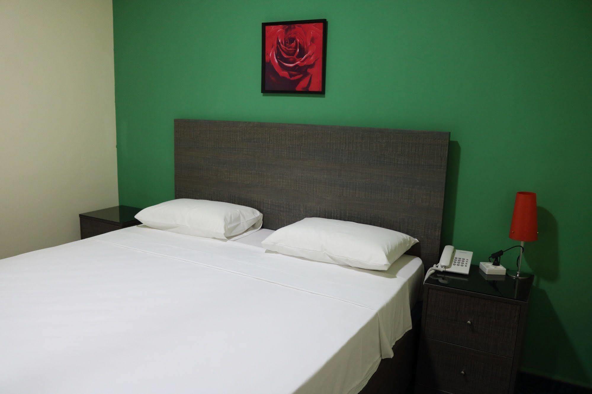 Vista Del Mar Hotel Джуния Екстериор снимка