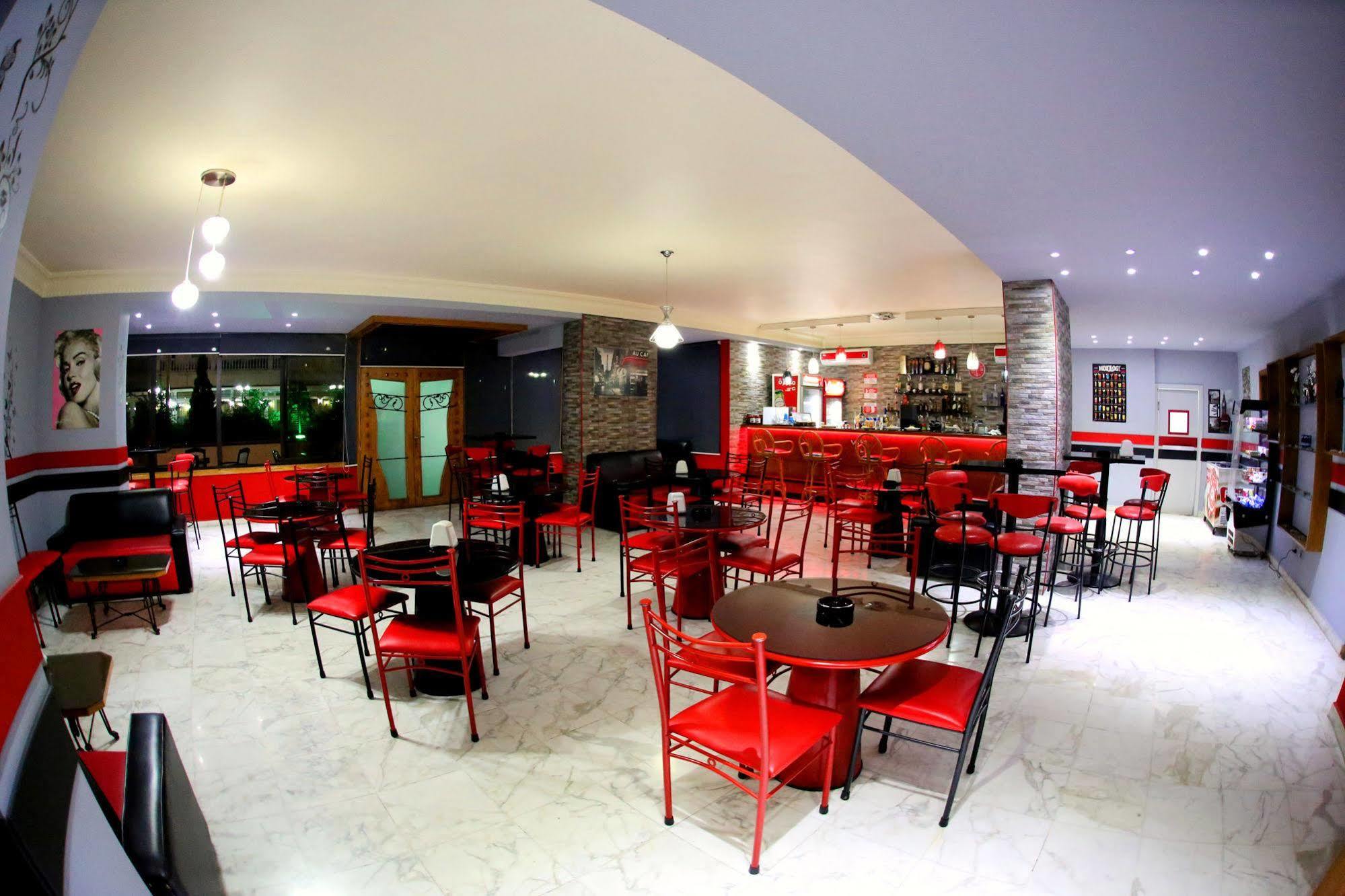 Vista Del Mar Hotel Джуния Екстериор снимка