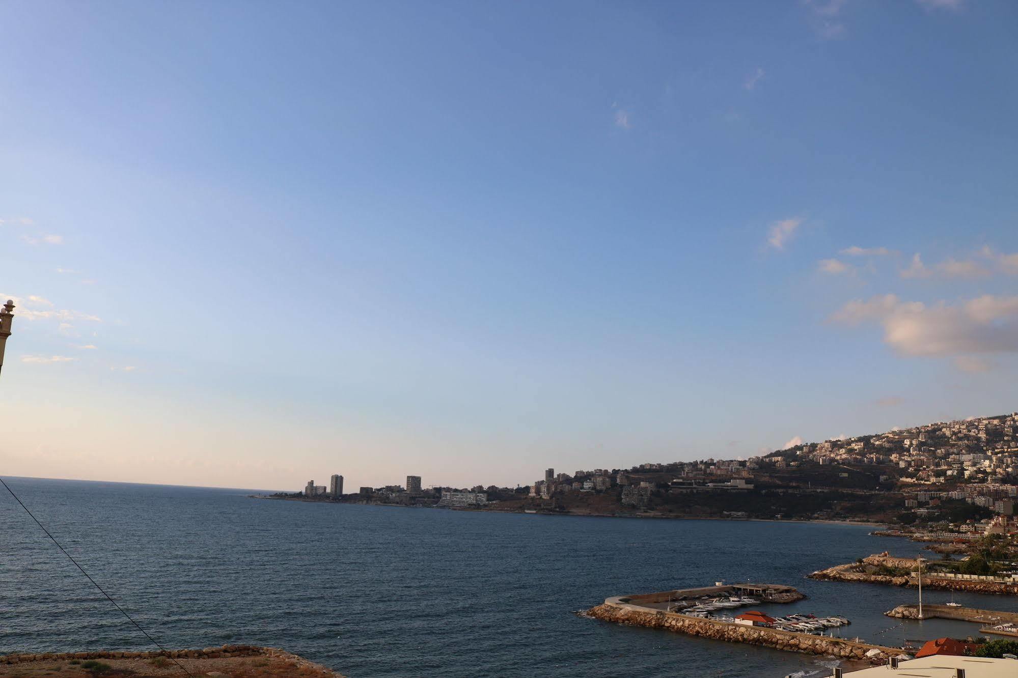 Vista Del Mar Hotel Джуния Екстериор снимка